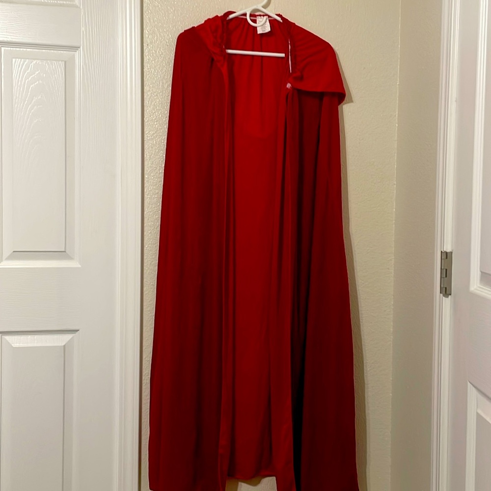 Halloween red robe with a hood  . Very heavy duty